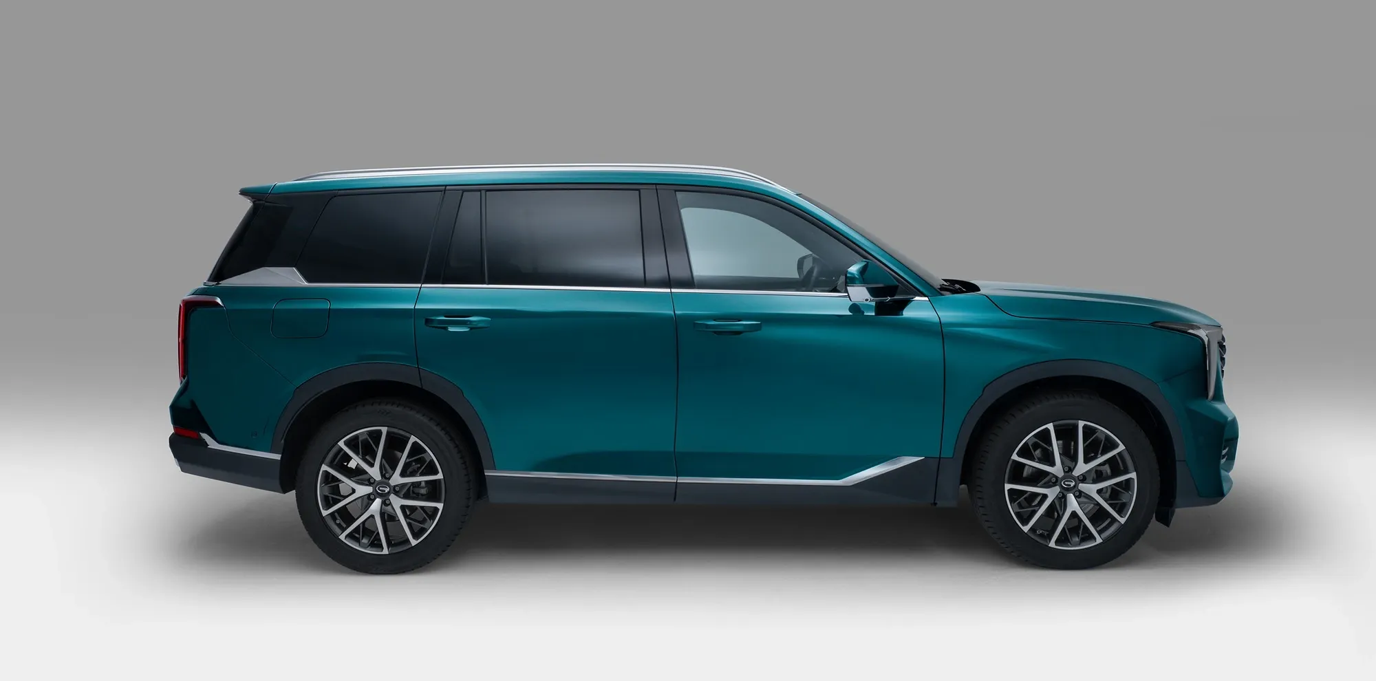 GAC GS8 en vista lateral